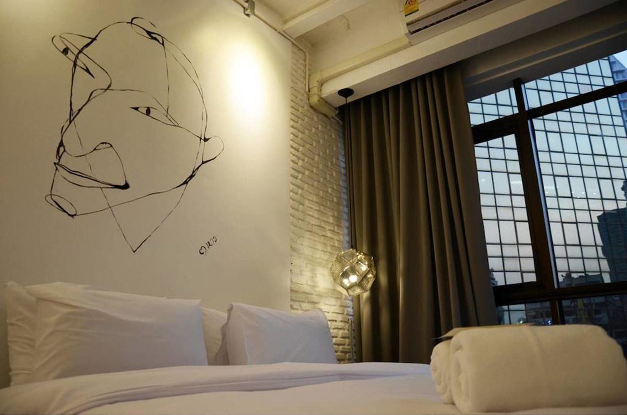 3 Howw Hostel At Sukhumvit 21 Bangkok Dış mekan fotoğraf